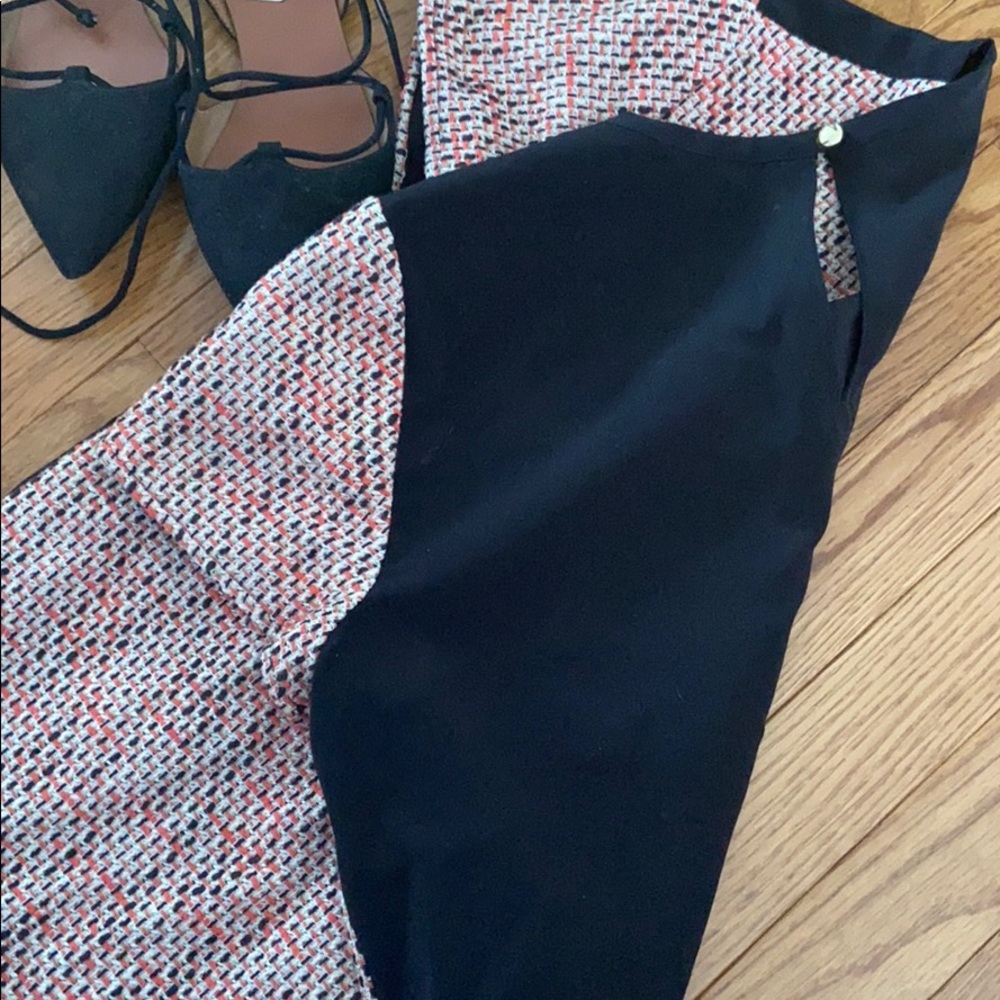 Banana republic patterned too - Picture 2 of 2